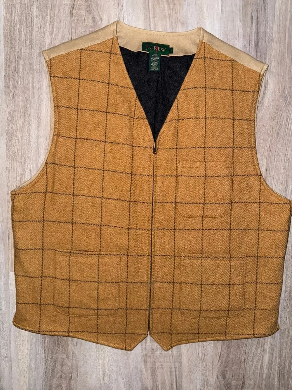 J.Crew men's plaid tweed vest in a tan/brown with black grid lines - size Large